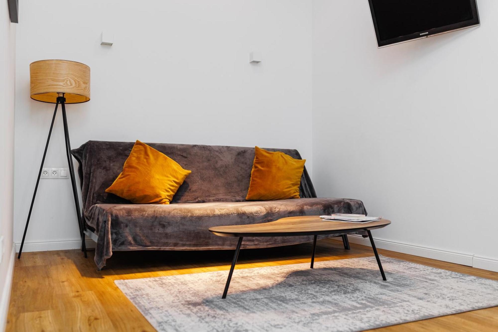 Well Located Cozy Place Liov Exterior foto
